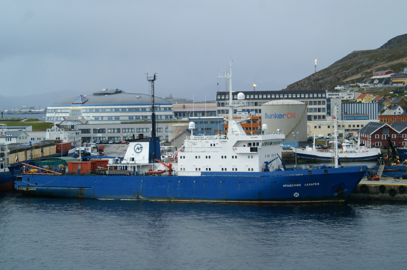 AKADEMIK LAZEREV